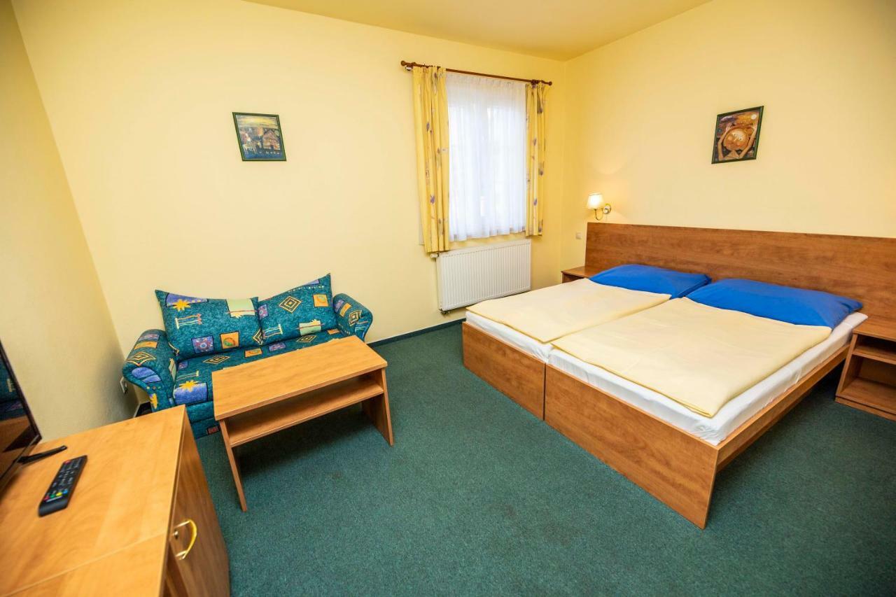 Pension Ka.Pr Hluboká nad Vltavou Extérieur photo