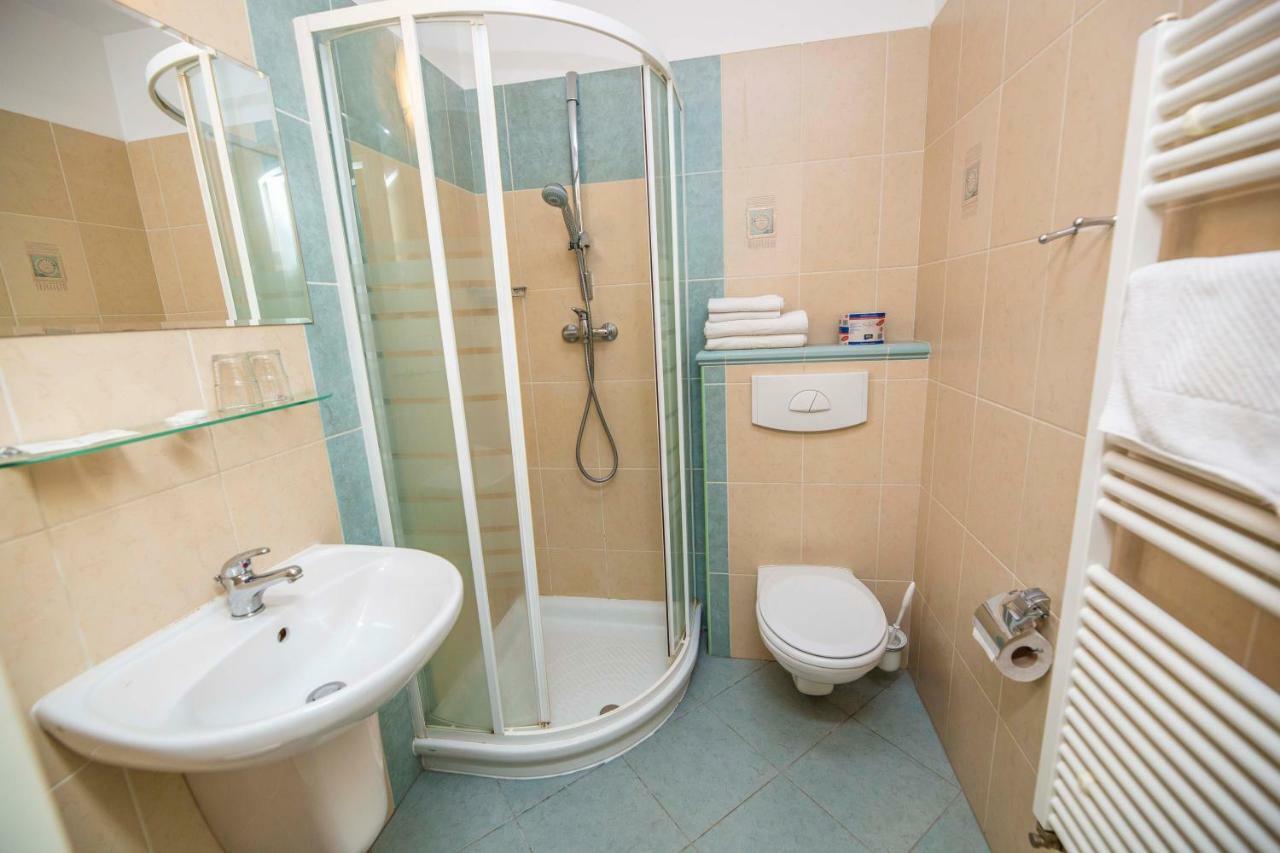 Pension Ka.Pr Hluboká nad Vltavou Extérieur photo